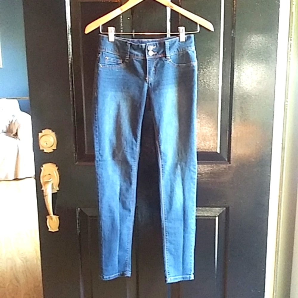 Soundgirl stretch skinny jeans size 3